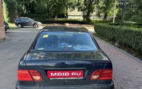 Mercedes-Benz E-Класс, 1998 год, 499 000 рублей, 7 фотография