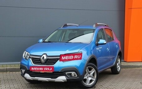 Renault Sandero II рестайлинг, 2019 год, 1 299 000 рублей, 2 фотография