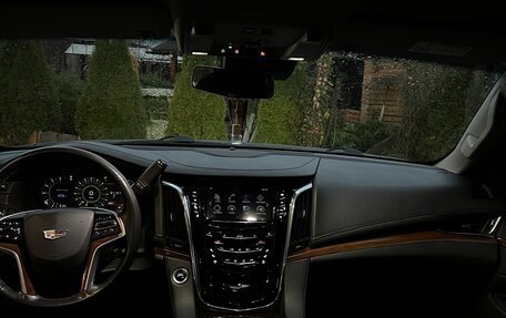 Cadillac Escalade IV, 2018 год, 6 200 000 рублей, 14 фотография