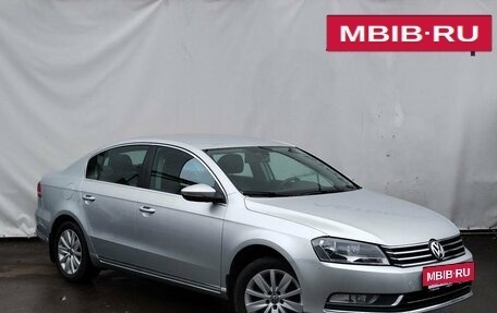 Volkswagen Passat B7, 2013 год, 1 350 000 рублей, 3 фотография