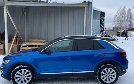 Volkswagen T-Roc I, 2018 год, 2 650 000 рублей, 11 фотография