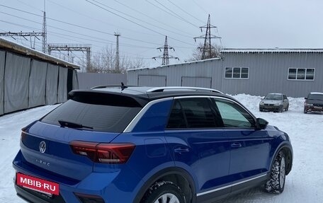 Volkswagen T-Roc I, 2018 год, 2 650 000 рублей, 14 фотография