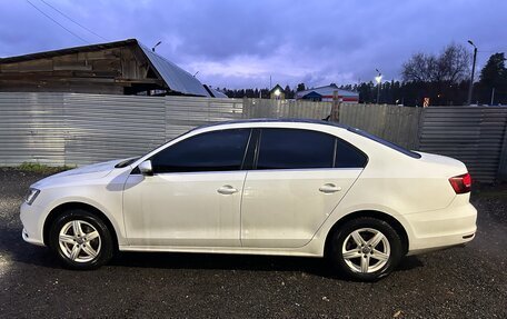 Volkswagen Jetta VI, 2016 год, 1 550 000 рублей, 6 фотография