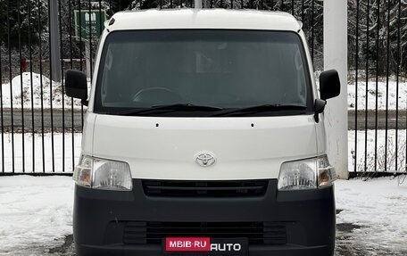 Toyota Town Ace IV, 2013 год, 1 299 000 рублей, 2 фотография