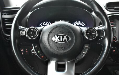 KIA Soul II рестайлинг, 2018 год, 1 789 000 рублей, 20 фотография