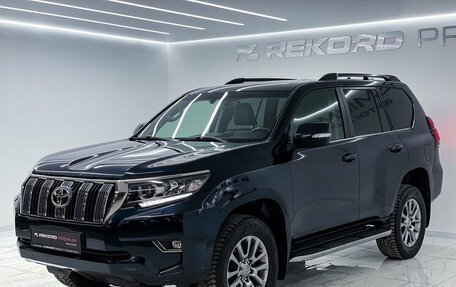 Toyota Land Cruiser Prado 150 рестайлинг 2, 2018 год, 5 400 000 рублей, 3 фотография