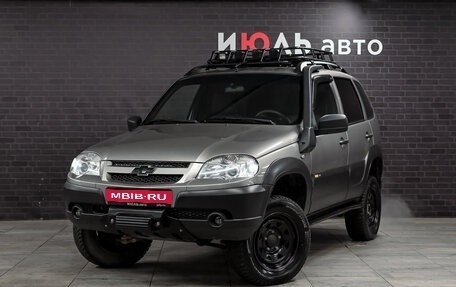 Chevrolet Niva I рестайлинг, 2018 год, 960 000 рублей, 1 фотография