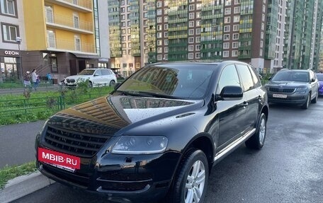 Volkswagen Touareg III, 2004 год, 820 000 рублей, 4 фотография