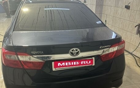 Toyota Camry, 2014 год, 1 900 000 рублей, 4 фотография