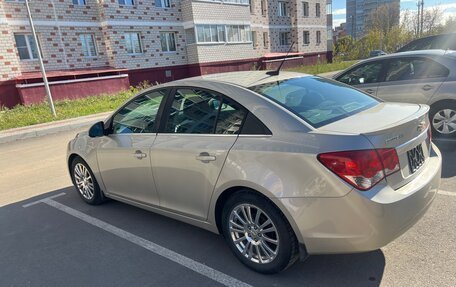 Chevrolet Cruze II, 2013 год, 999 999 рублей, 21 фотография