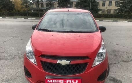 Chevrolet Spark III, 2013 год, 775 000 рублей, 2 фотография