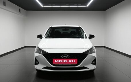 Hyundai Solaris II рестайлинг, 2021 год, 1 695 000 рублей, 3 фотография