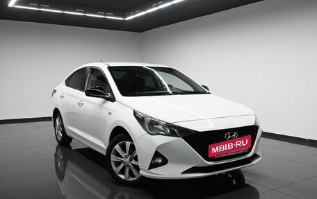 Hyundai Solaris II рестайлинг, 2021 год, 1 695 000 рублей, 5 фотография