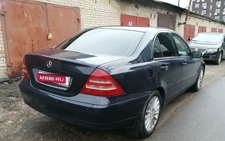 Mercedes-Benz C-Класс, 2001 год, 490 000 рублей, 6 фотография