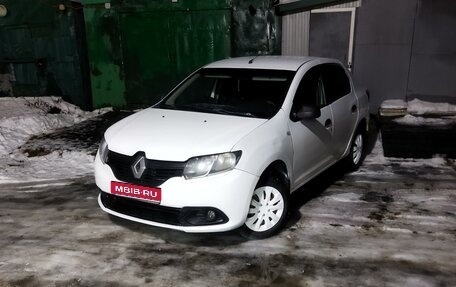 Renault Logan II, 2017 год, 355 000 рублей, 1 фотография