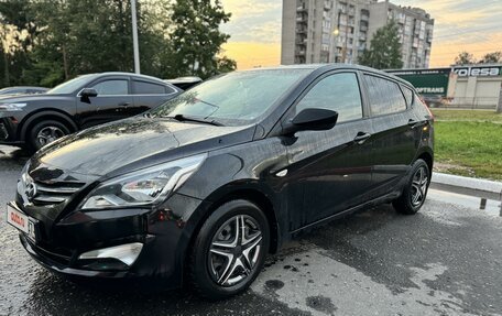 Hyundai Solaris II рестайлинг, 2015 год, 930 000 рублей, 5 фотография