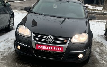 Volkswagen Jetta VI, 2009 год, 630 000 рублей, 5 фотография