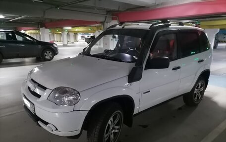 Chevrolet Niva I рестайлинг, 2013 год, 555 000 рублей, 3 фотография