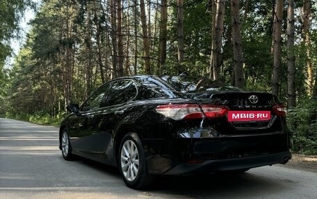 Toyota Camry, 2018 год, 2 720 000 рублей, 4 фотография