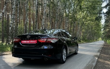 Toyota Camry, 2018 год, 2 720 000 рублей, 6 фотография