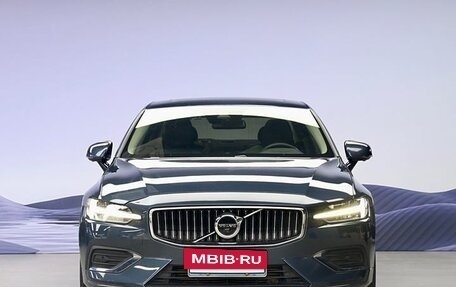 Volvo S60 III, 2020 год, 3 000 000 рублей, 2 фотография