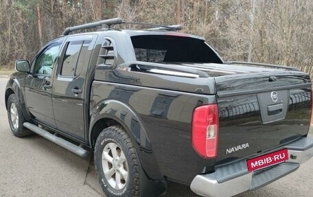 Nissan Navara (Frontier), 2010 год, 1 690 000 рублей, 8 фотография