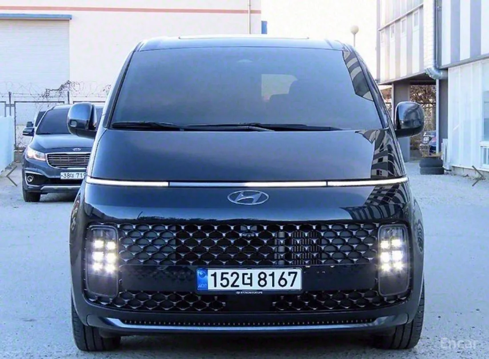 Hyundai Staria, 2021 год, 4 660 000 рублей, 2 фотография