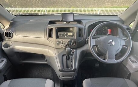 Nissan NV200, 2017 год, 1 200 000 рублей, 6 фотография