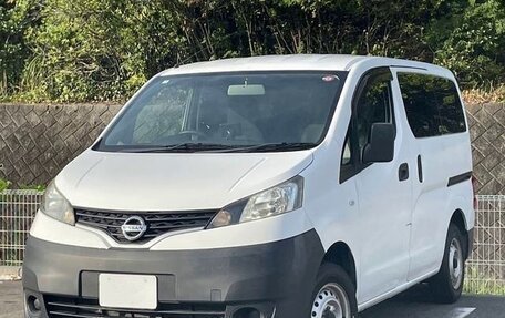 Nissan NV200, 2017 год, 1 200 000 рублей, 3 фотография