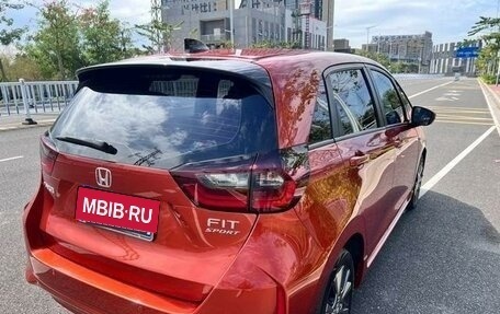 Honda Fit, 2020 год, 1 370 000 рублей, 10 фотография