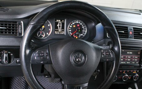 Volkswagen Jetta VI, 2012 год, 1 259 000 рублей, 16 фотография