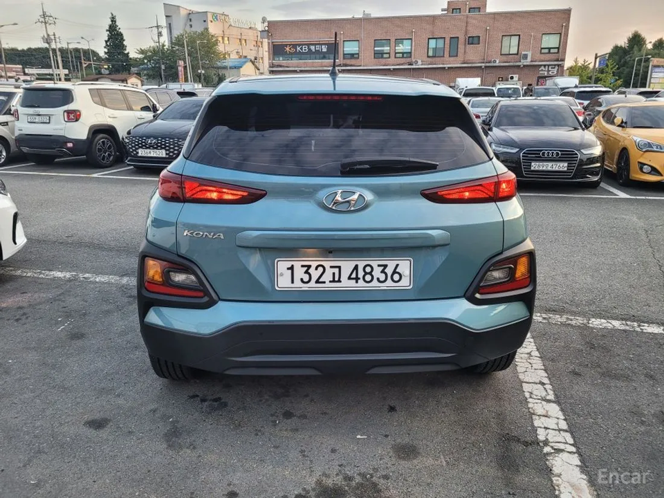 Hyundai Kona I, 2020 год, 1 900 000 рублей, 5 фотография