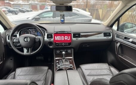 Volkswagen Touareg III, 2012 год, 2 390 000 рублей, 9 фотография