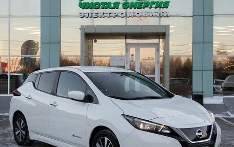 Nissan Leaf II, 2019 год, 2 199 900 рублей, 1 фотография