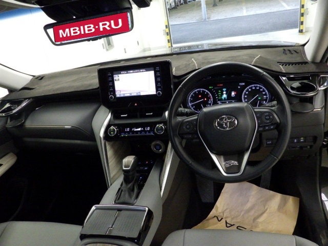 Toyota Harrier XU60 рестайлинг, 2021 год, 3 250 000 рублей, 5 фотография