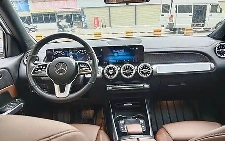 Mercedes-Benz GLB, 2020 год, 2 770 000 рублей, 7 фотография