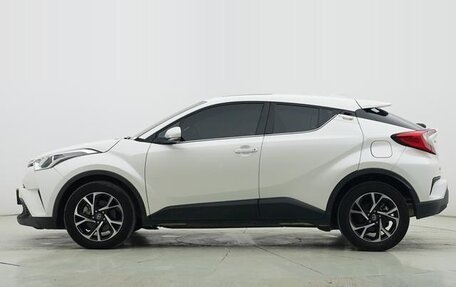 Toyota C-HR I рестайлинг, 2020 год, 4 фотография