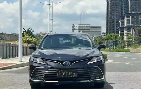 Toyota Camry, 2021 год, 2 800 000 рублей, 2 фотография