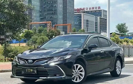 Toyota Camry, 2021 год, 2 800 000 рублей, 3 фотография