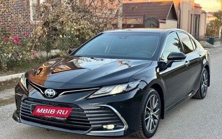 Toyota Camry, 2023 год, 3 950 000 рублей, 3 фотография