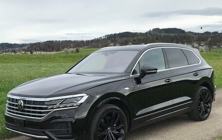 Volkswagen Touareg III, 2023 год, 11 950 000 рублей, 2 фотография