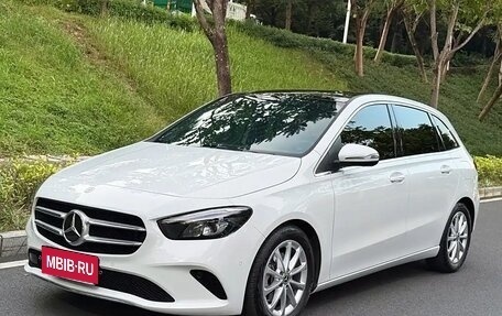 Mercedes-Benz B-Класс, 2021 год, 2 410 000 рублей, 1 фотография