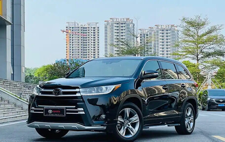 Toyota Highlander III, 2021 год, 2 970 009 рублей, 1 фотография