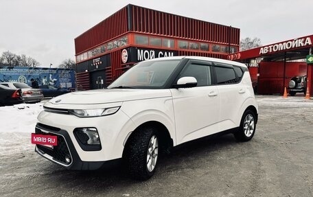 KIA Soul II рестайлинг, 2019 год, 1 800 000 рублей, 2 фотография