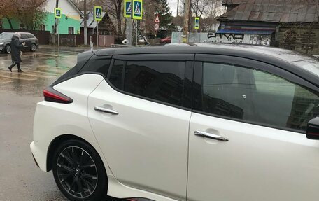 Nissan Leaf II, 2018 год, 2 000 000 рублей, 7 фотография