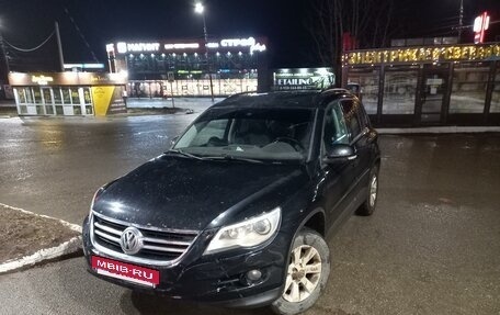 Volkswagen Tiguan I, 2011 год, 1 250 000 рублей, 2 фотография