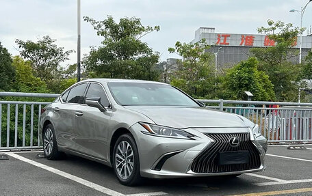 Lexus ES VII, 2020 год, 3 200 000 рублей, 3 фотография