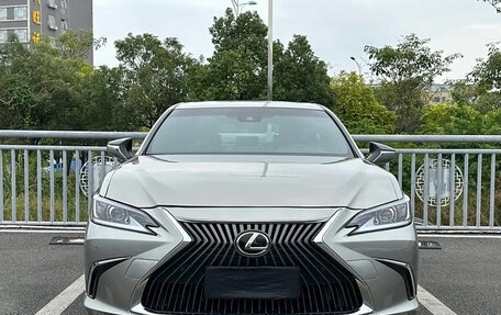 Lexus ES VII, 2020 год, 3 200 000 рублей, 2 фотография