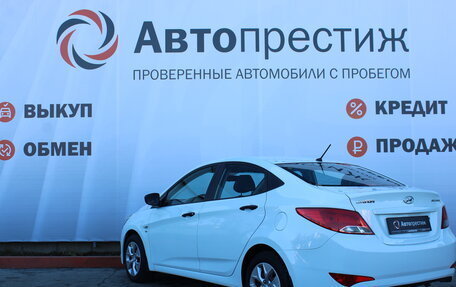 Hyundai Solaris II рестайлинг, 2015 год, 1 210 000 рублей, 10 фотография