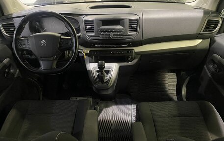 Peugeot Traveller I, 2019 год, 3 319 000 рублей, 10 фотография